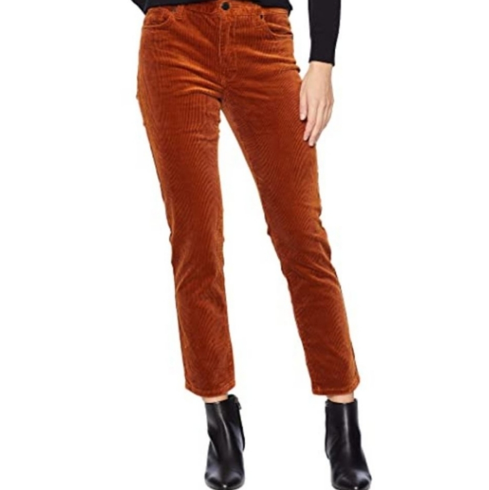 Blank NYC corduroy pants the Madison Crop